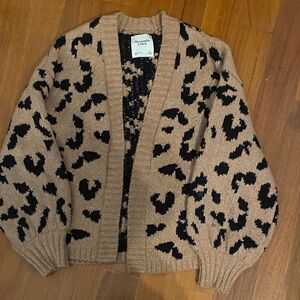 Abercrombie & Fitch Animal Print Cardigan
